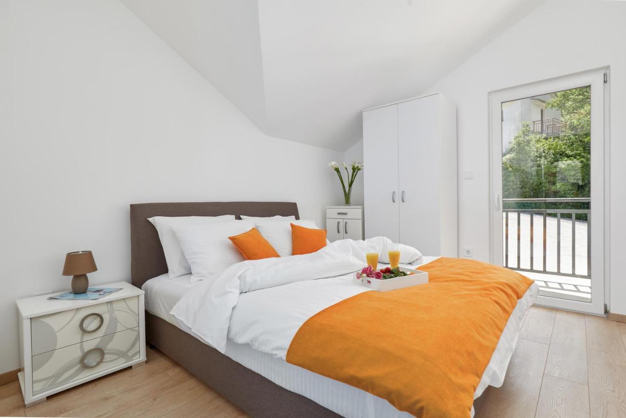 Peaceful Sunhill Apartments Kotor Bagian luar foto