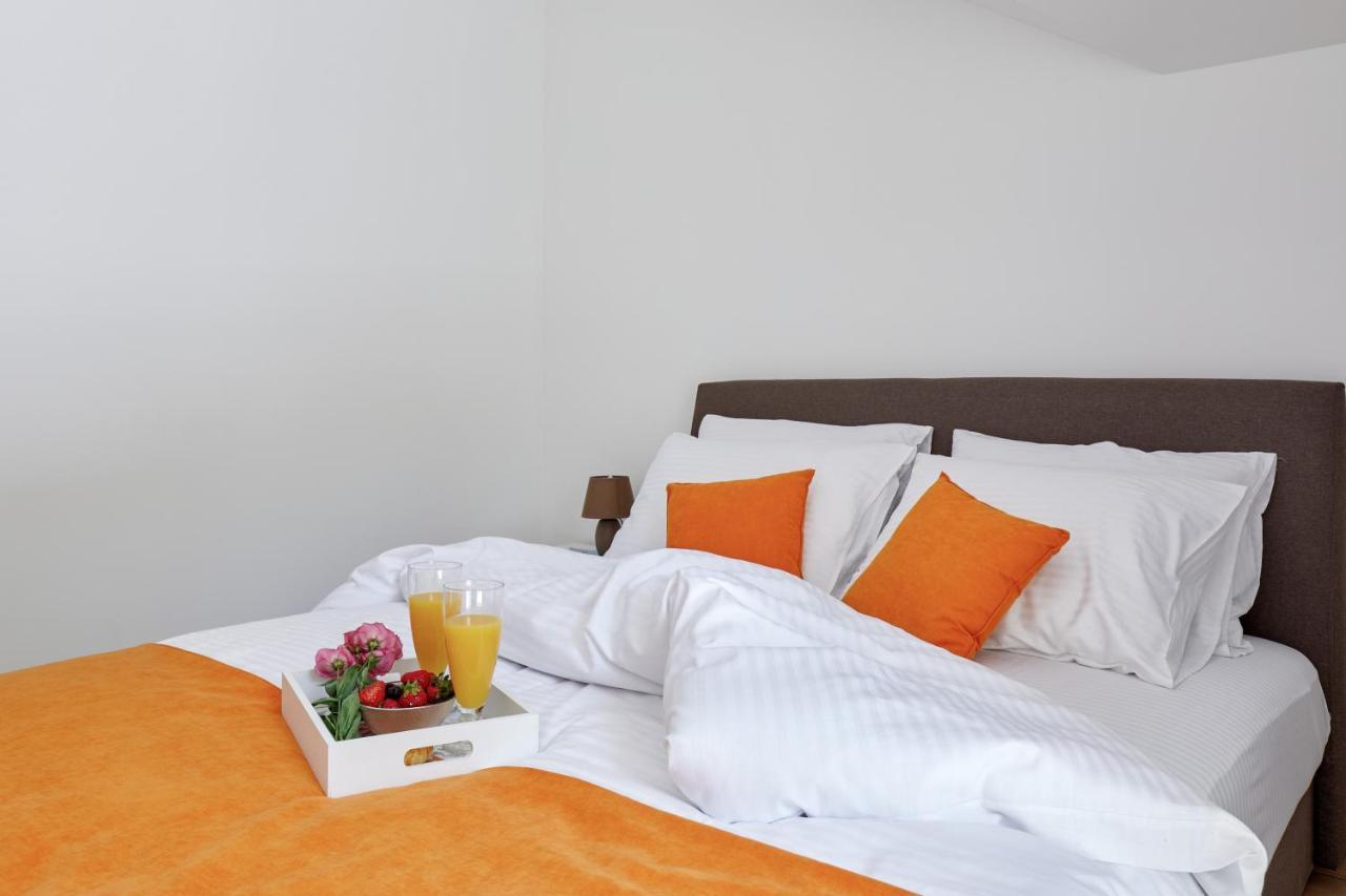 Peaceful Sunhill Apartments Kotor Bagian luar foto