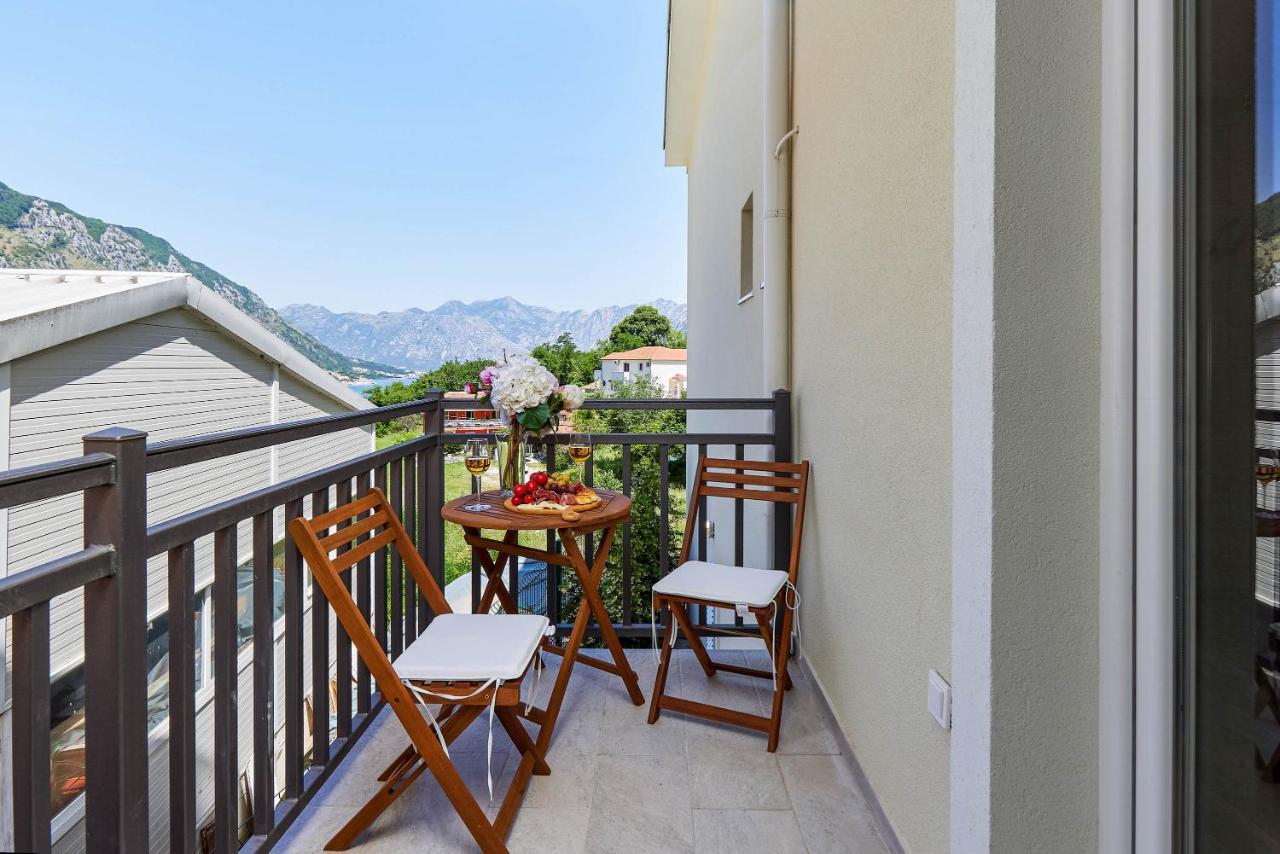 Peaceful Sunhill Apartments Kotor Bagian luar foto