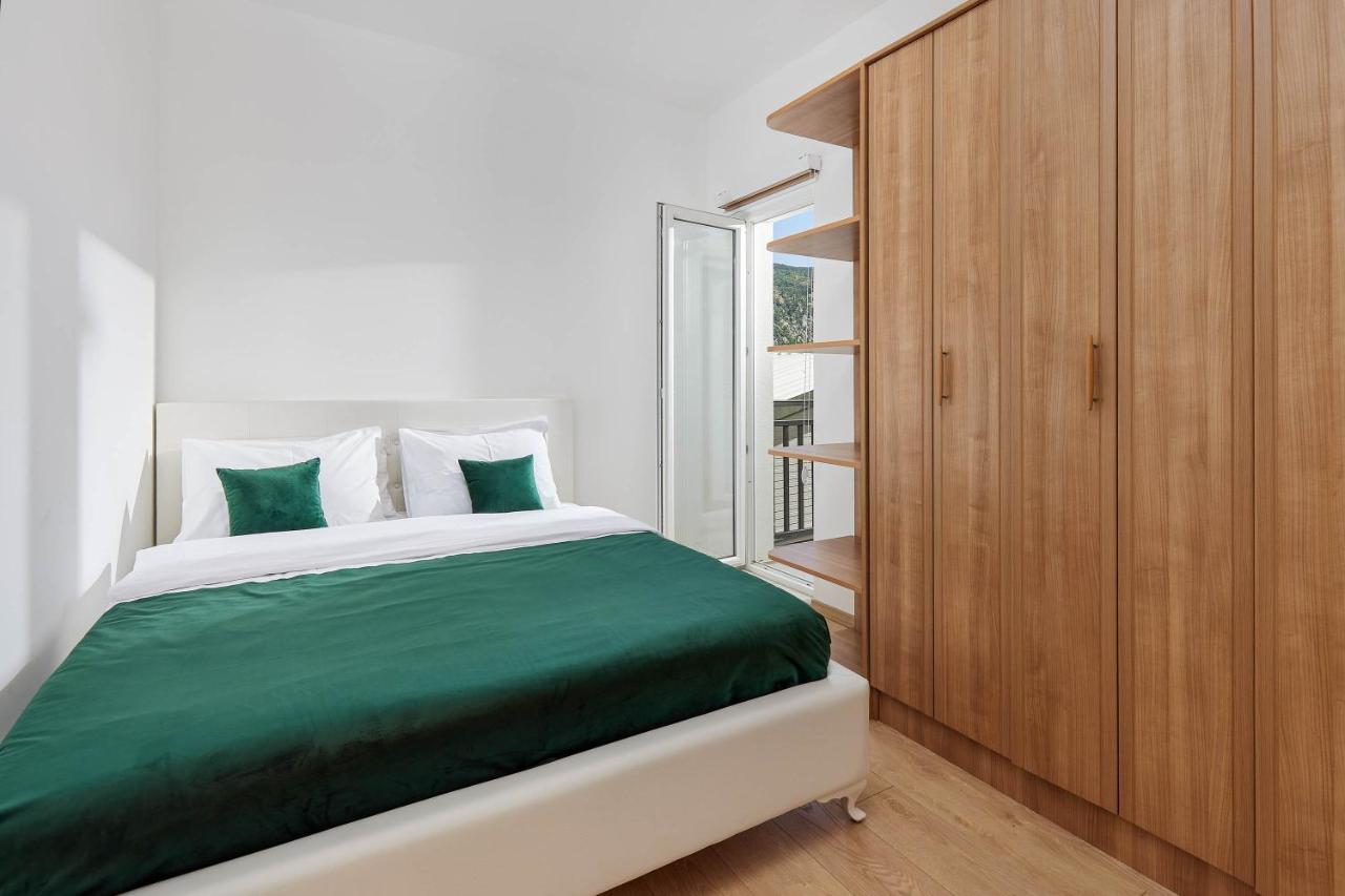 Peaceful Sunhill Apartments Kotor Bagian luar foto